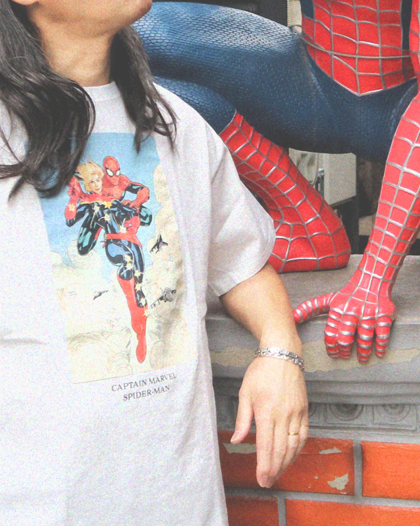 MARVEL COMICS Character / T-SHIRTS CAPTEN MARVEL SPIDERMAN
