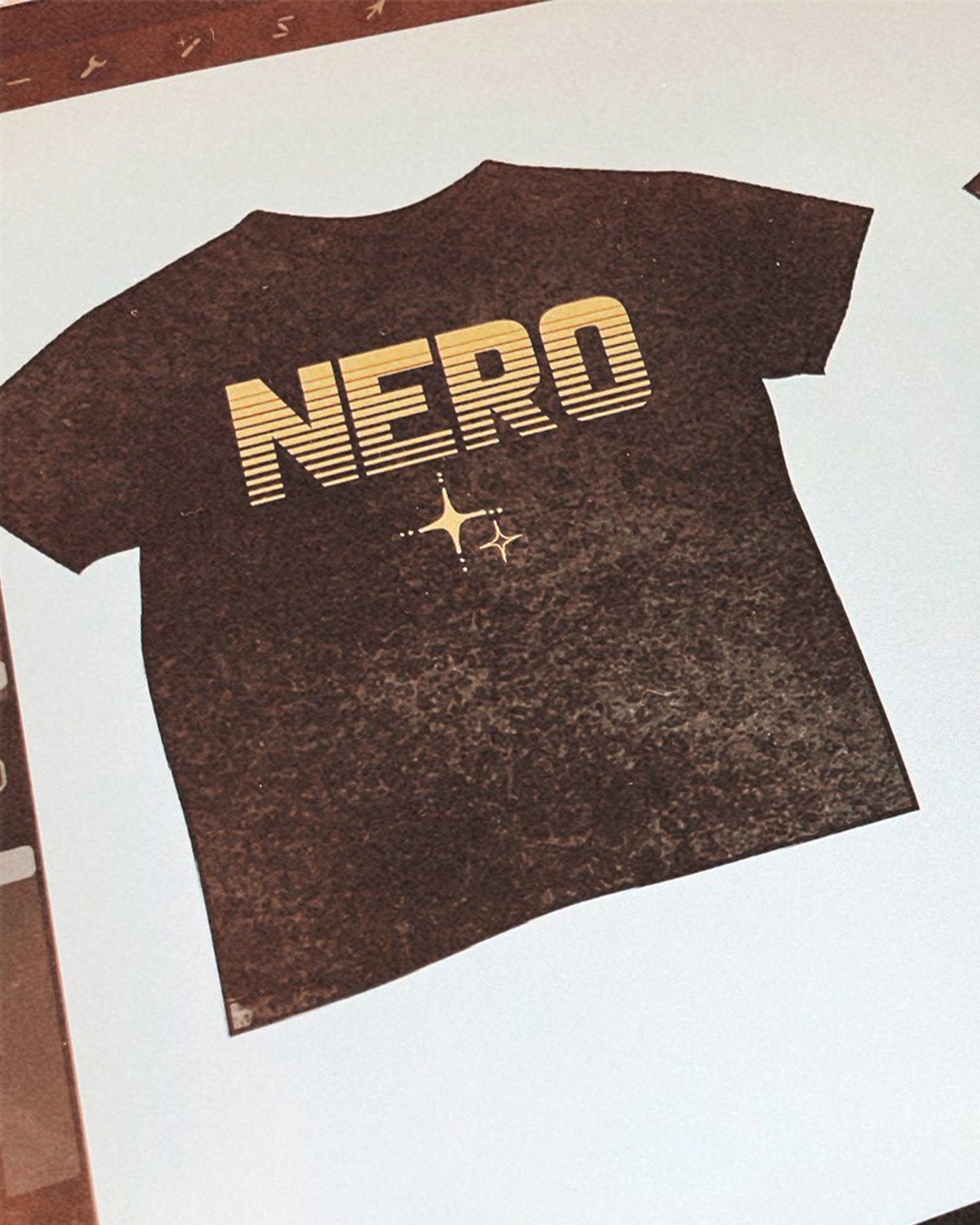 NERO TEE