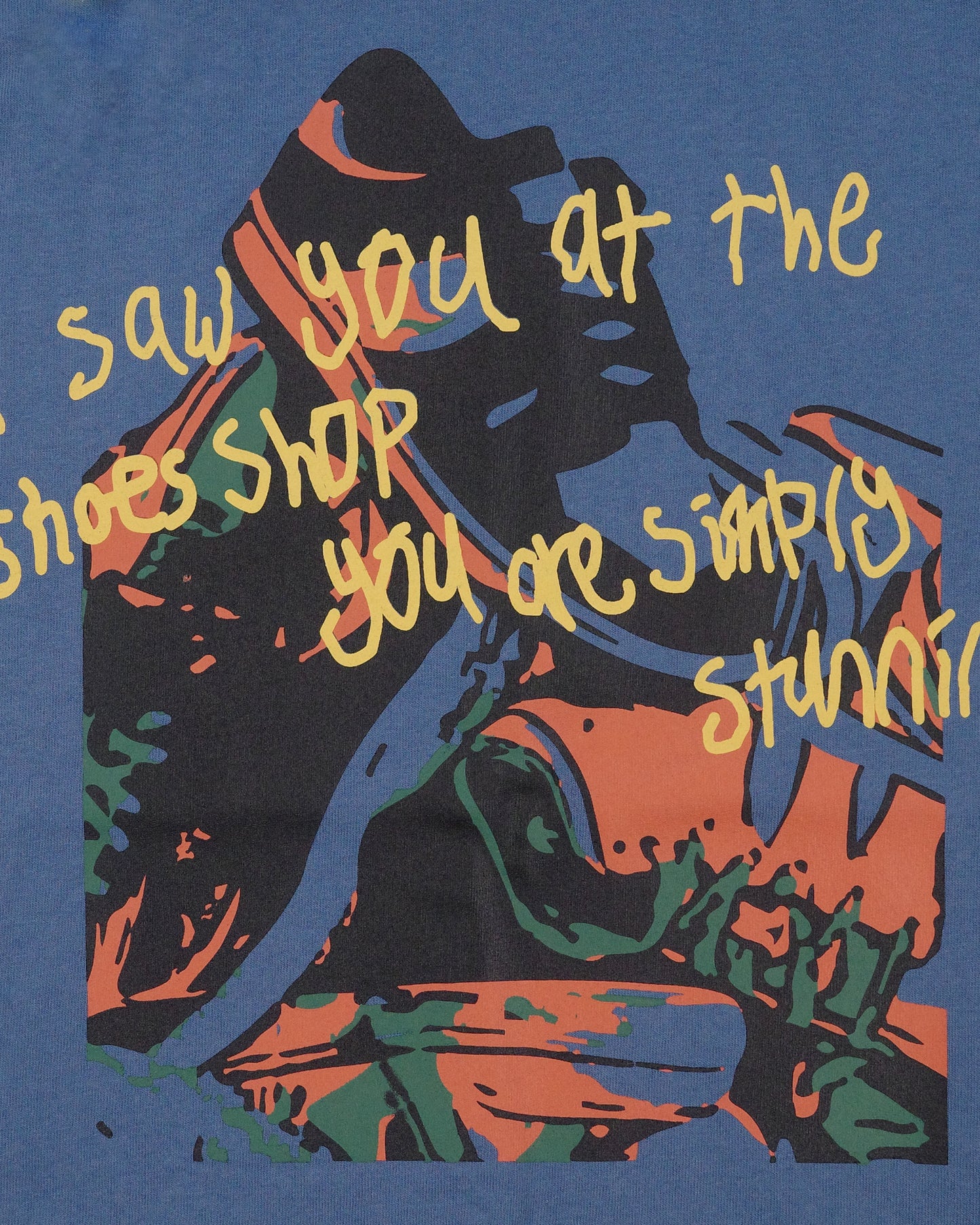 SNEAKER TEE