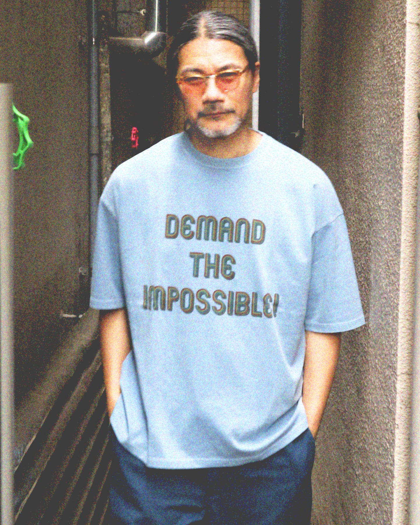 DEMAND THE IMPOSSIBLE! TEE