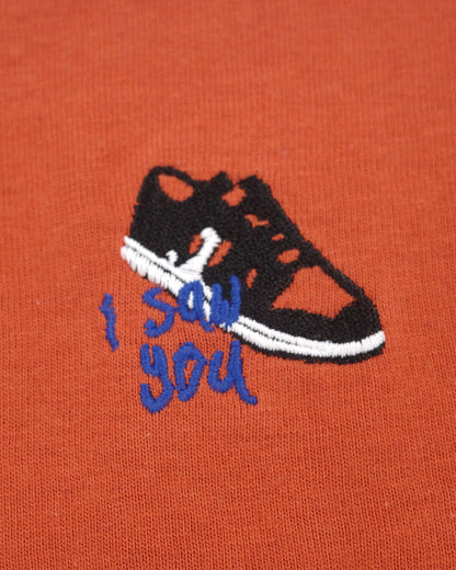 SNEAKER TEE